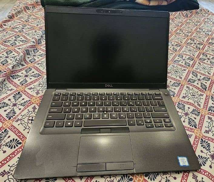 Dell Lattitude 5400 Laptop 2