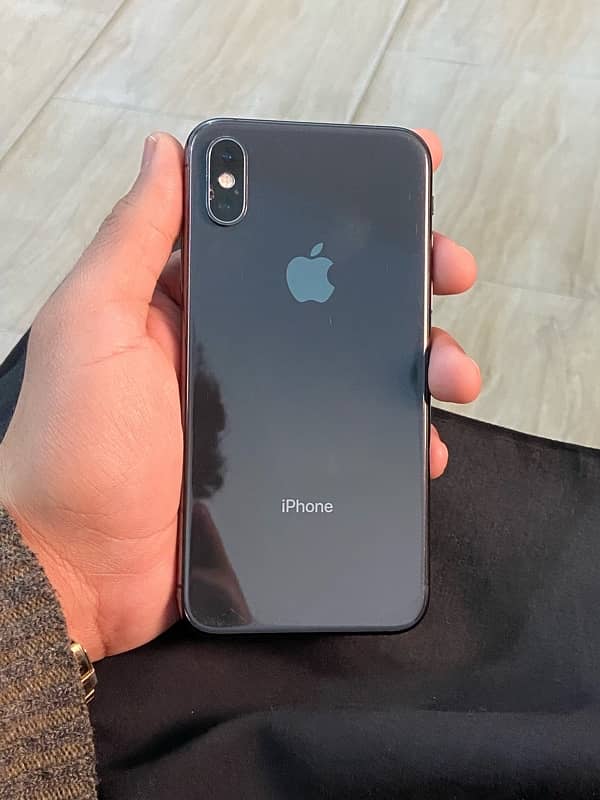 Iphone XS Non PTA 1