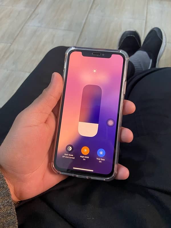 Iphone XS Non PTA 5