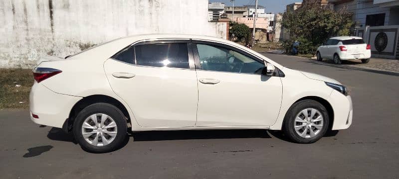 Toyota Corolla XLI 2017 3