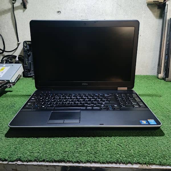 Dell Latitude 6540 3