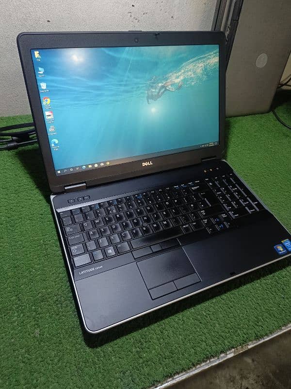 Dell Latitude 6540 10