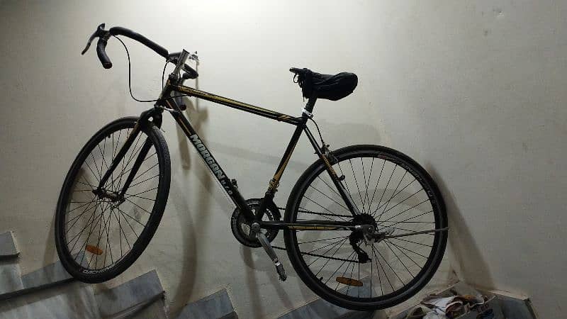 Like new Bicycle 0