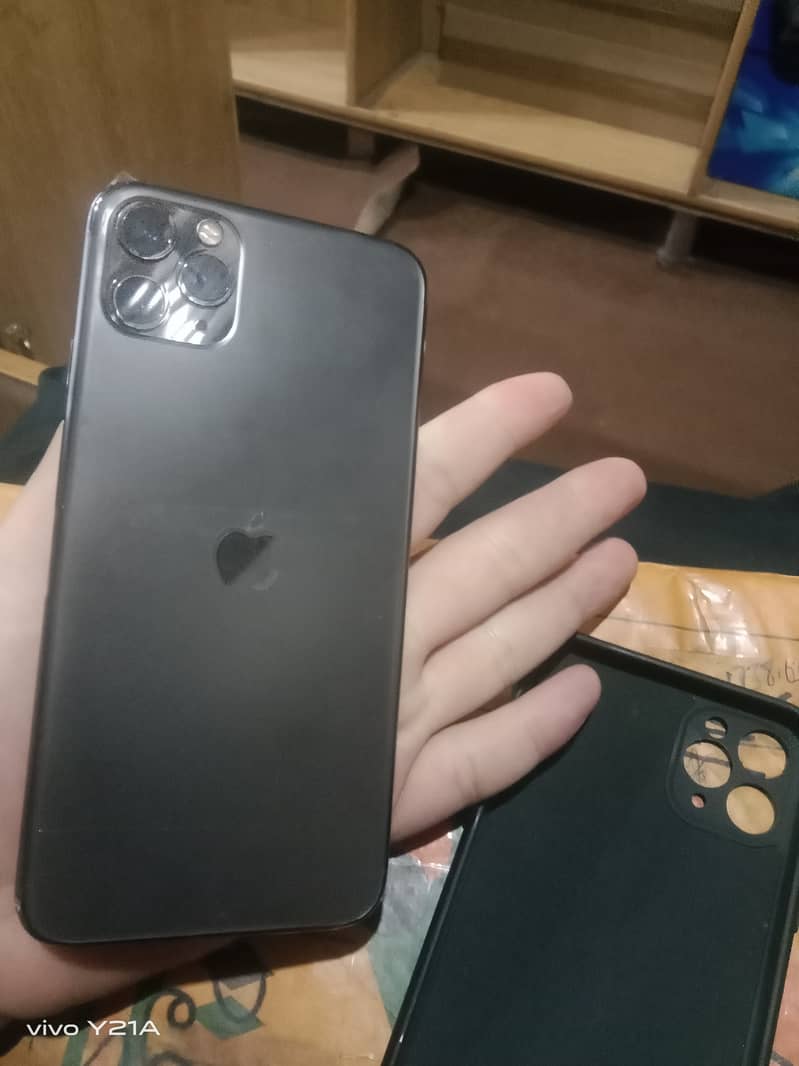 iPhone 11 pro max 2