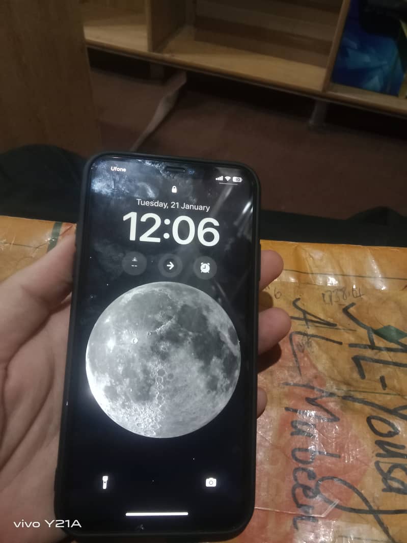 iPhone 11 pro max 6