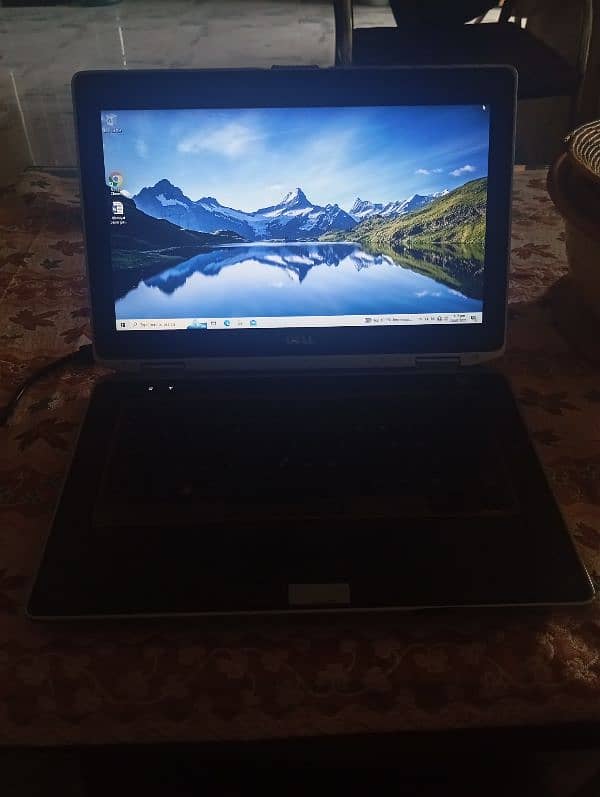 Dell Latitude Core i5 2nd generation good condition 2