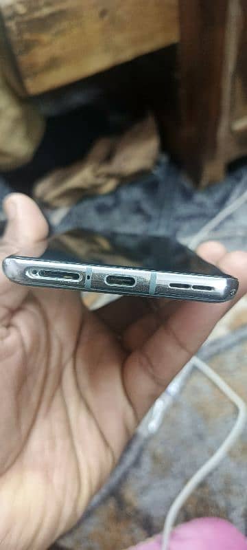 im selling my phone oneplus 10 pro 8