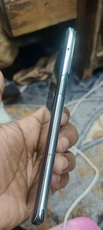 im selling my phone oneplus 10 pro 9