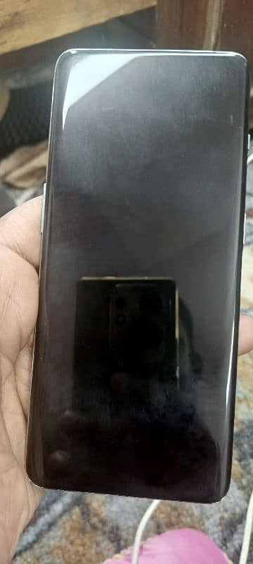 im selling my phone oneplus 10 pro 10