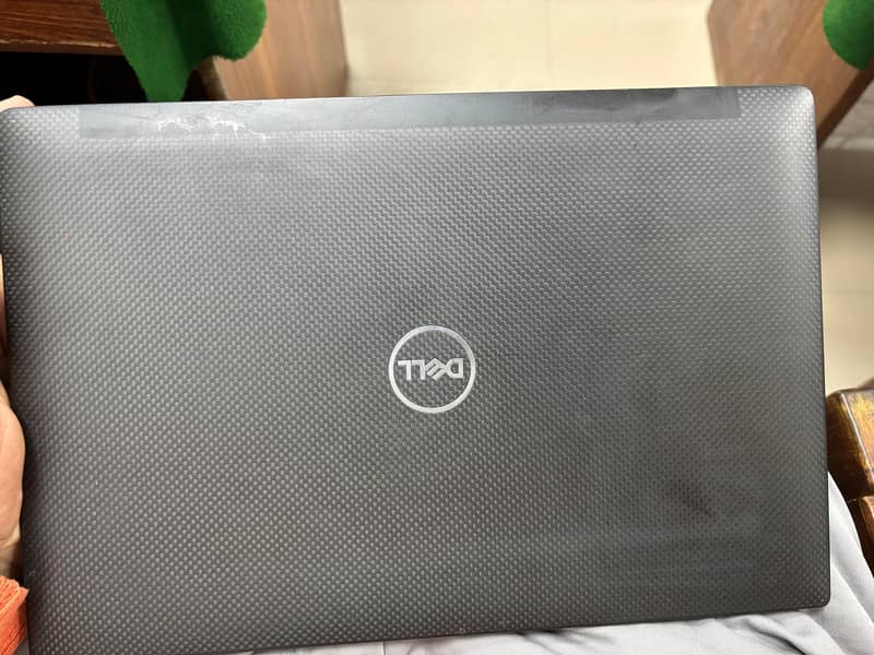 Laptop Dell i7 8th Generation (With touch screen) 2