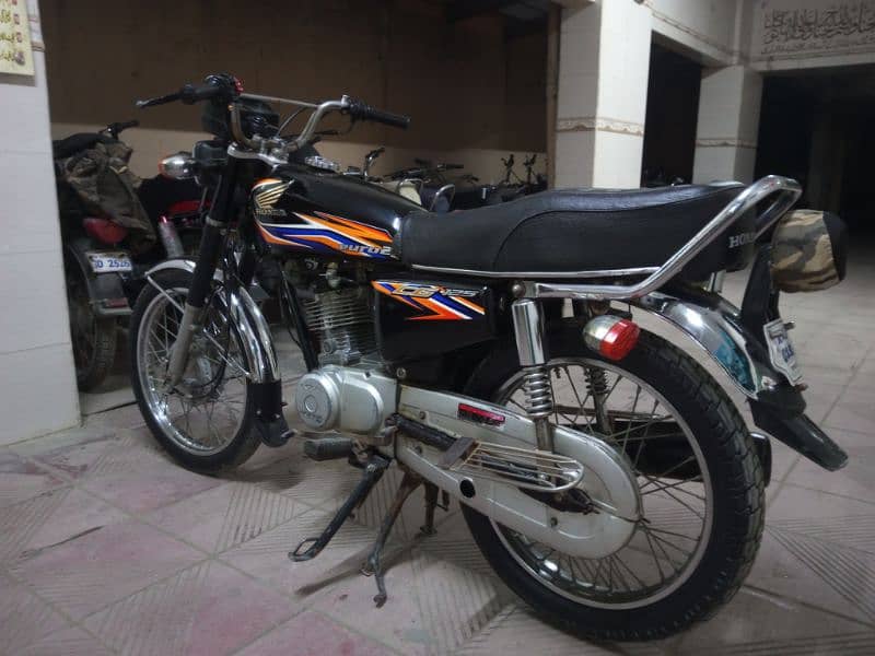 Honda 125 Karachi number 2017 8