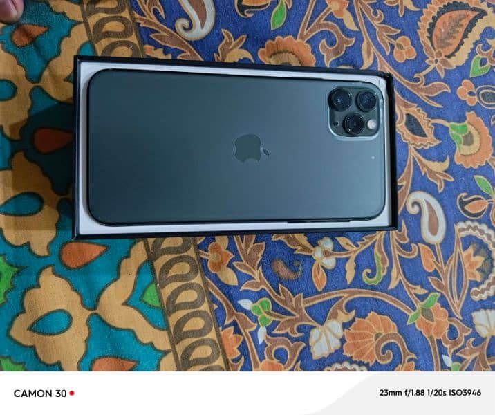 iPhone 11 pro max 256 GB full box PTA approved 03221239496 2