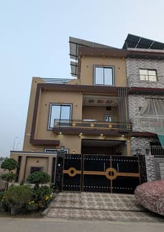 5 Marla Ideal Prime Location House Near To Downtown Commercial In Parkview City Lahore