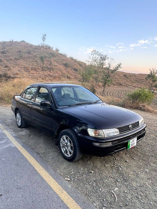 TOYOTA COROLLA GLI SPECIAL LIMITED (2000) 1