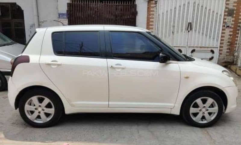 Suzuki Swift 2015 3