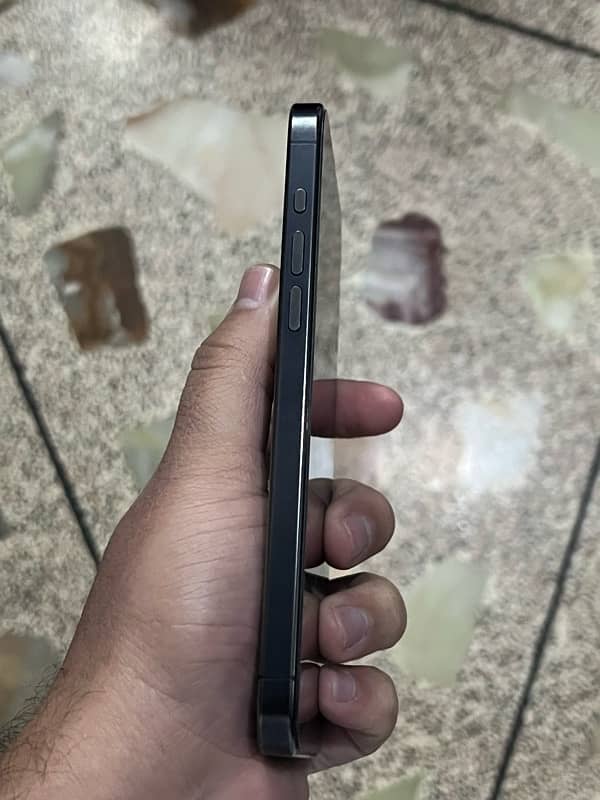 iPhone 15 Pro Max Blue 256GB (Sim Not Used) 4