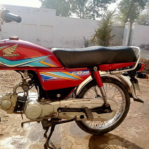 Honda cd 2019 model first owner engine not open what's app 03229796189 2