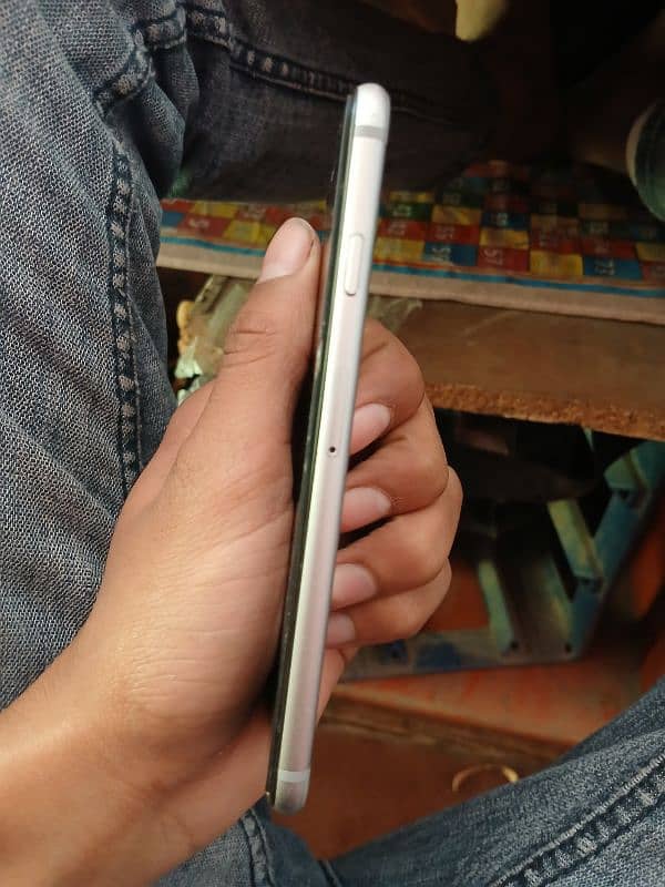 iphone 6 64gb condition 10/8 total janman ha non pta 2