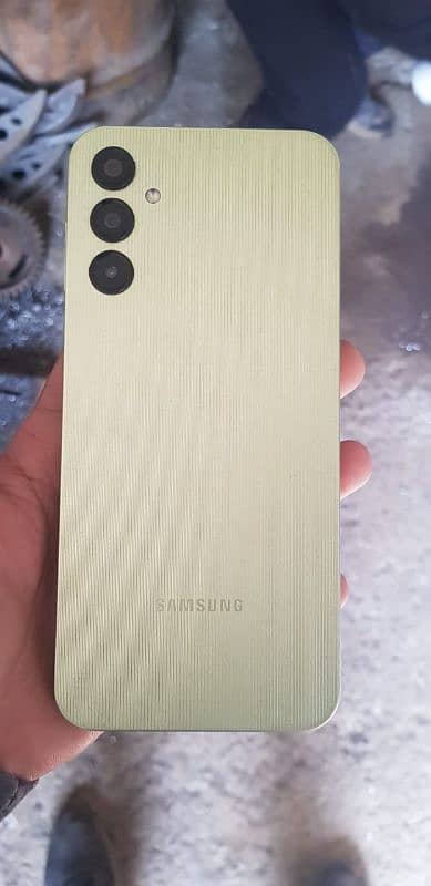 Samsung A 14 model ha jis bahi na layna ha wo is number pa rabta kara 5