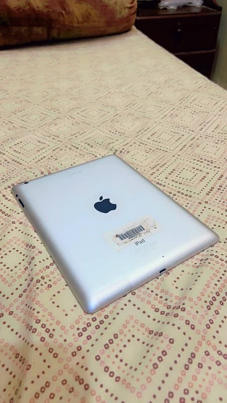 iPad for sale only 30k 0