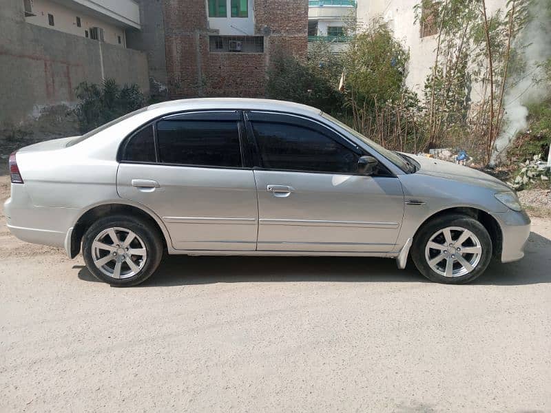 Honda Civic EXi 2005 2