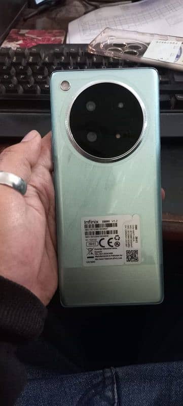 Infinix Zero 40 8/256 0