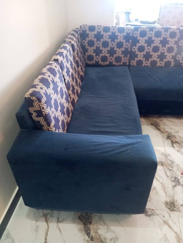 L shaped Sofa 3