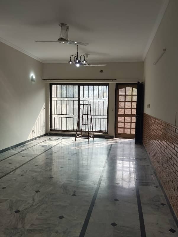 i-8 Faizabad Houseing society extension area Dubal story House For sale. 6