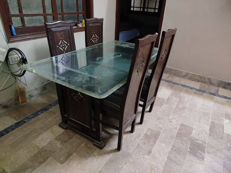 Dinning Table with Glass Top and 06 Chaits 4