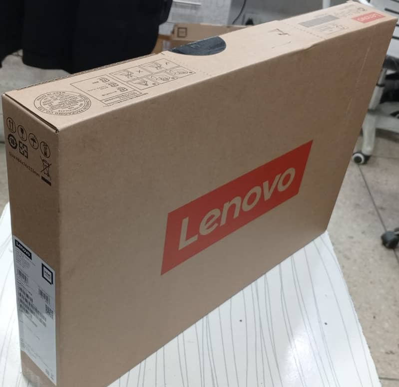 Brand New Lenovo IdeaPad Slim3 i5 13420H 16GB RAM 512GB SSD 15.6" FHD 11