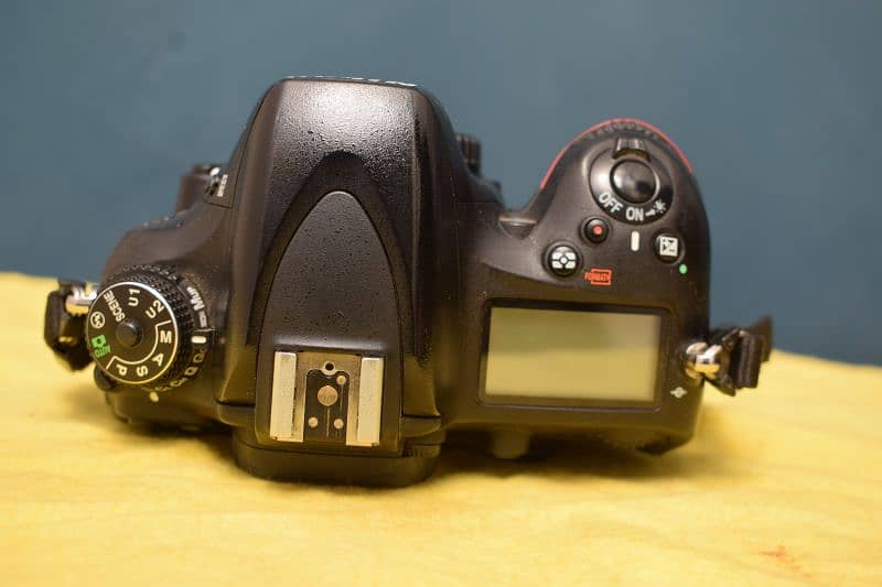 nikon 610 condition 10/10 4