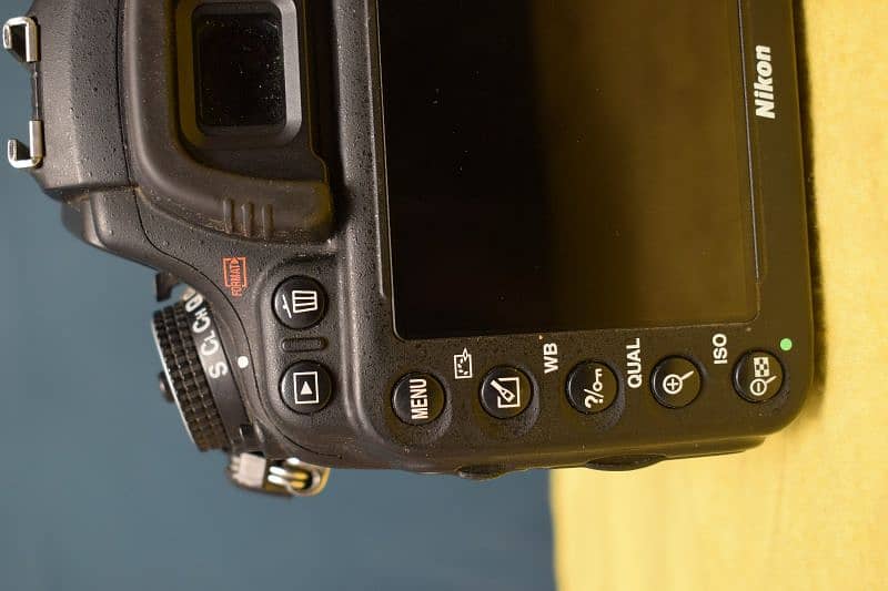 nikon 610 condition 10/10 6