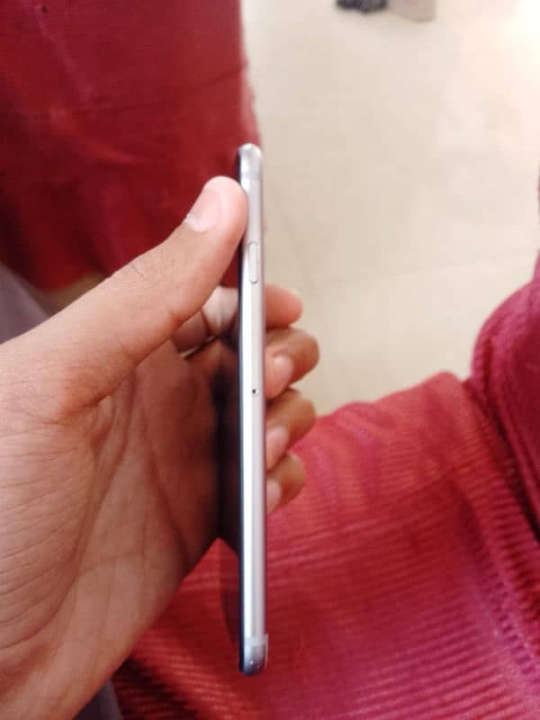 iphone6 better 99 condition10/9.5 WhatsApp number 03200995585 3