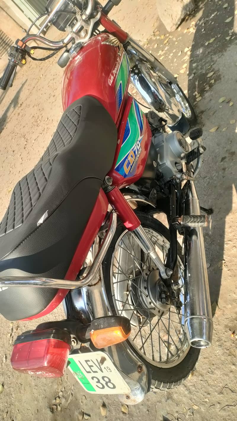 Honda CD 70 2019 3