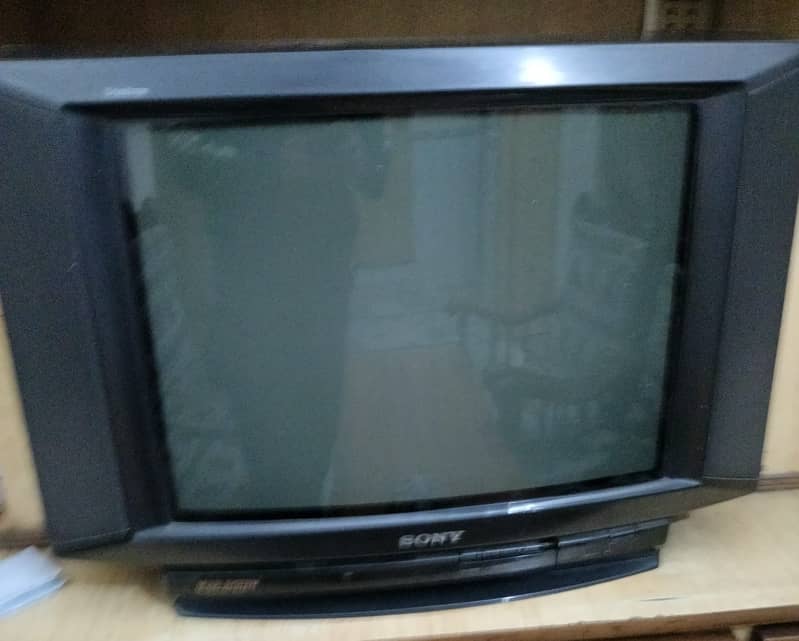 Sony Multimedia Tv 21" 2197 Model 0