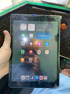 iPad 9th ganrastioun 64 gb