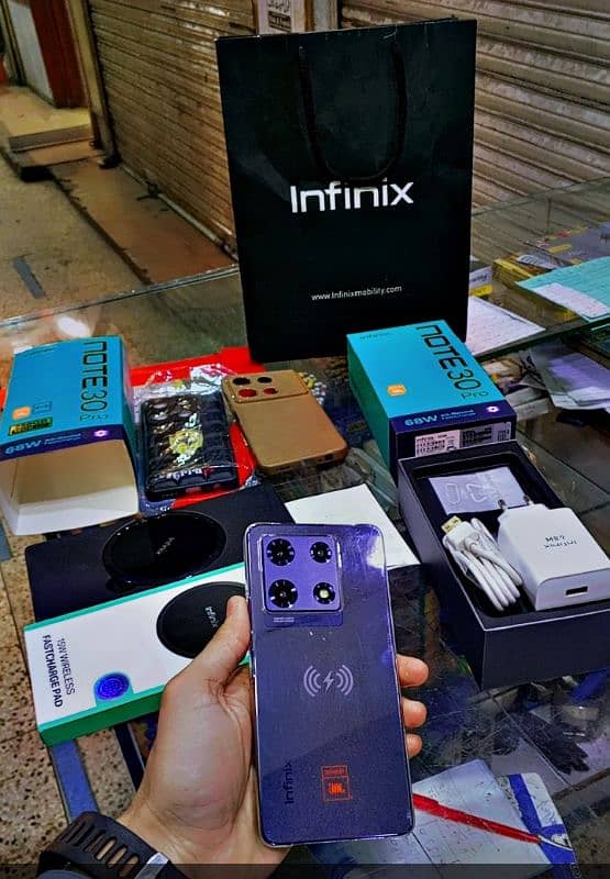 infinix note 30pro new condition 8+8/256 0