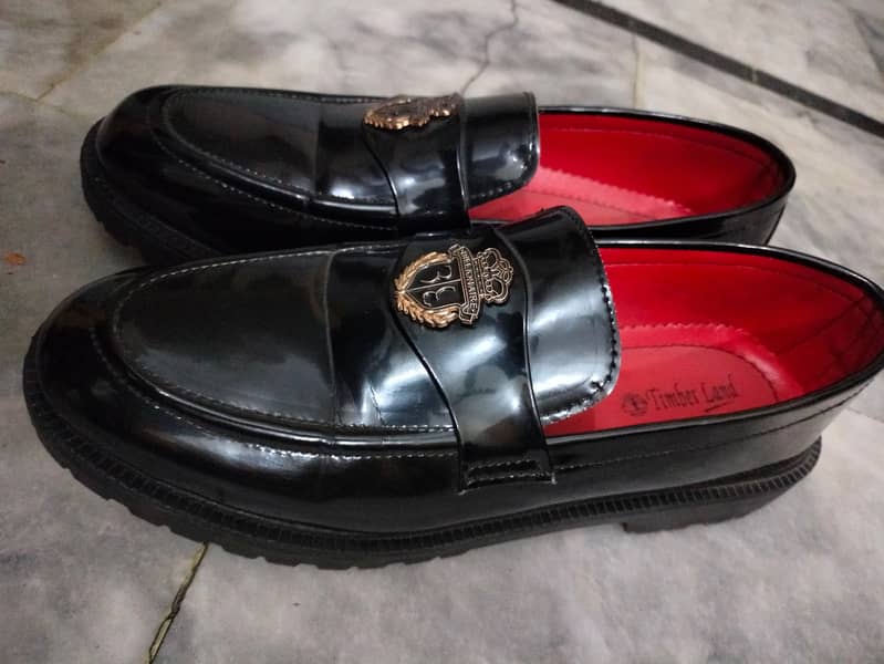 Stylish Black Formal Shoes - Excellent Condition 1