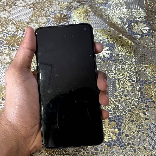 SAMSUNG GALAXY S10e NON PTA USED MOBILE PHONE 8