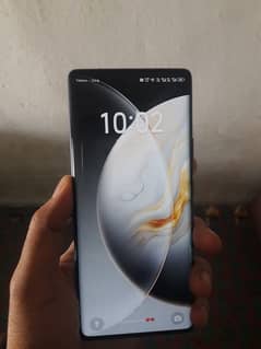 tecno camon 30 s. balkul oky new pohen hy 10 by 10 condition mai