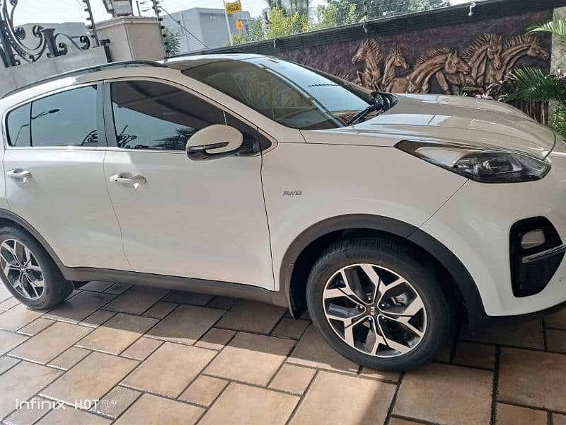 KIA Sportage 2022 8