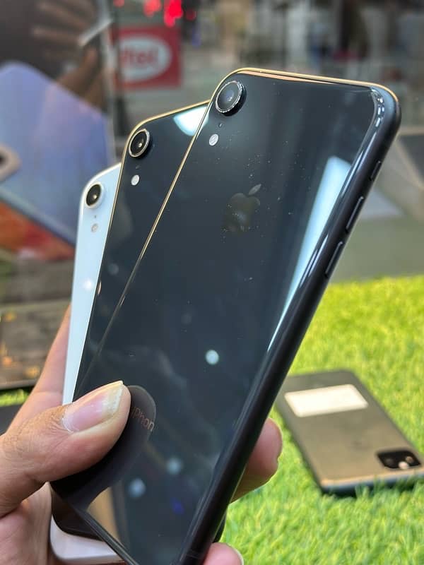 iPhone XR 128gb PTA approved 3