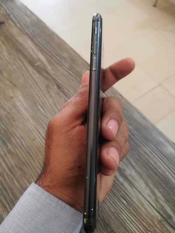 I phone 7  plus 128gb pta approved Good condition condition 0