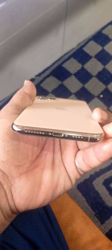 Iphone 11paro Max 64 JB non PTA kandin 10 ha 1