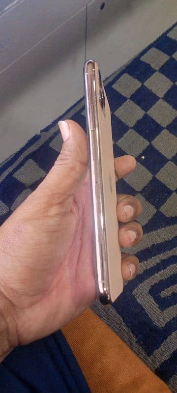 Iphone 11paro Max 64 JB non PTA kandin 10 ha 5