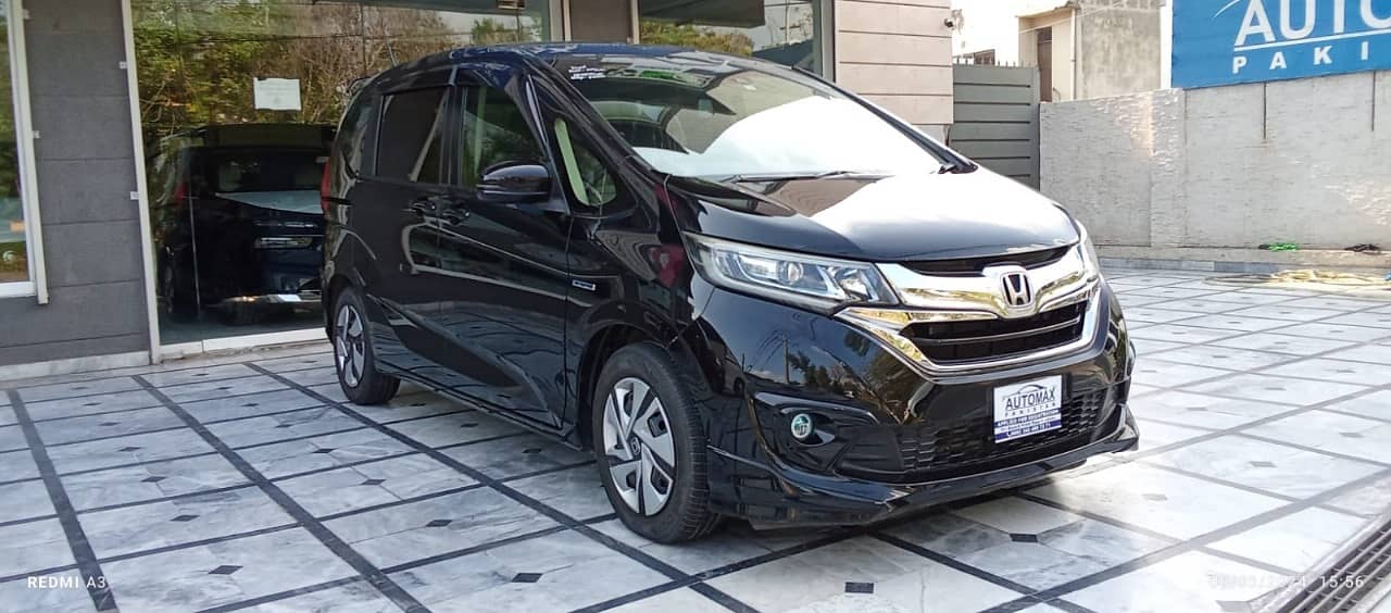 Honda Freed Hybrid G Sensing - 2016 1