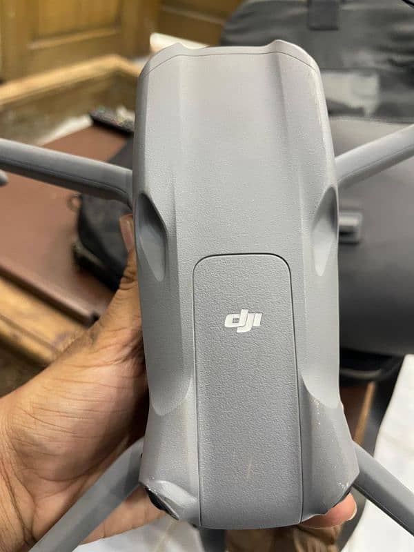 DJI Air 3 9