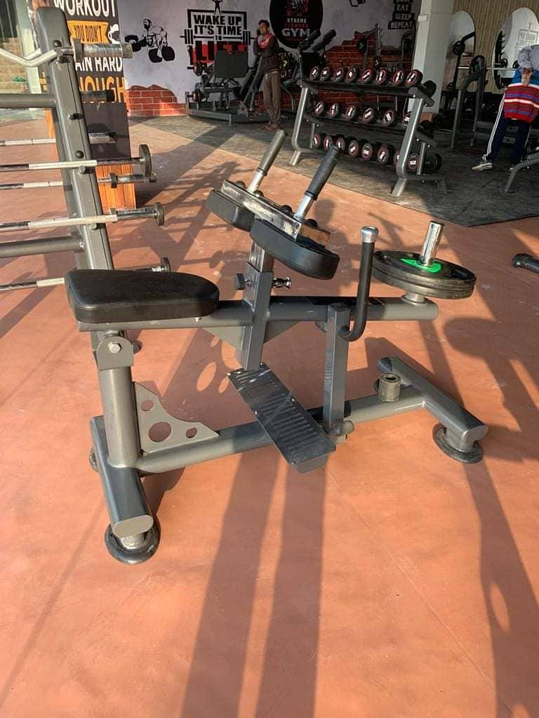 Calf machine|Adjustable bench|Vertical leg press Panata design 1