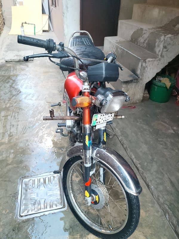 Metro 2018 model all okay bike tyre tyre donon new Dale hue hain 0