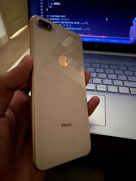 iPhone 8 Plus 64 GB Approved 1